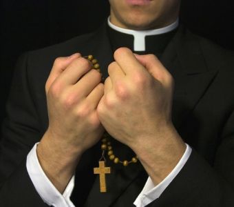 Un prêtre belge témoigne: j'étais traditionaliste | Diakonos.be